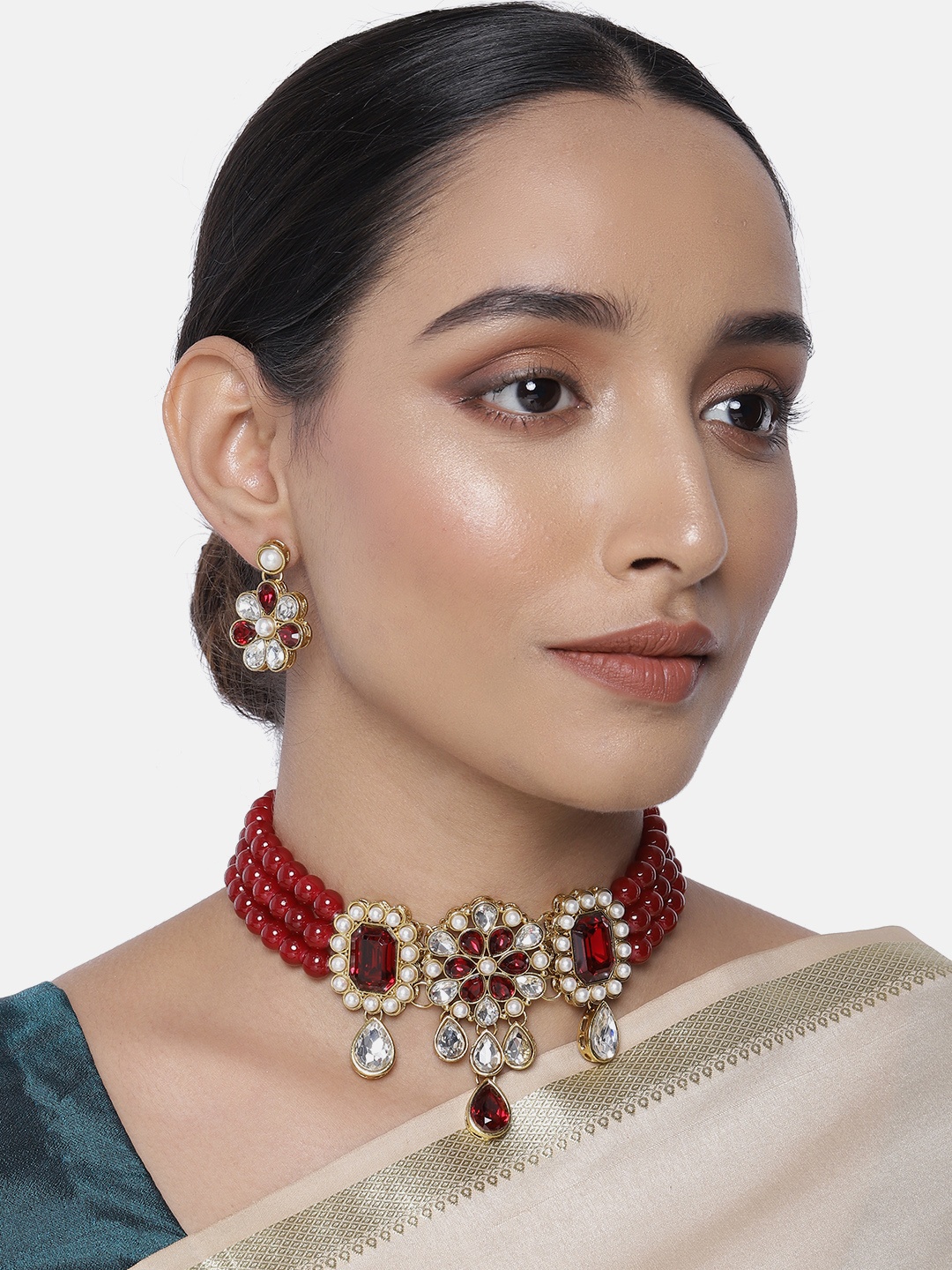 

Peora Red Gold Plated Handcrafted Pearl Beaded Jewellery Set