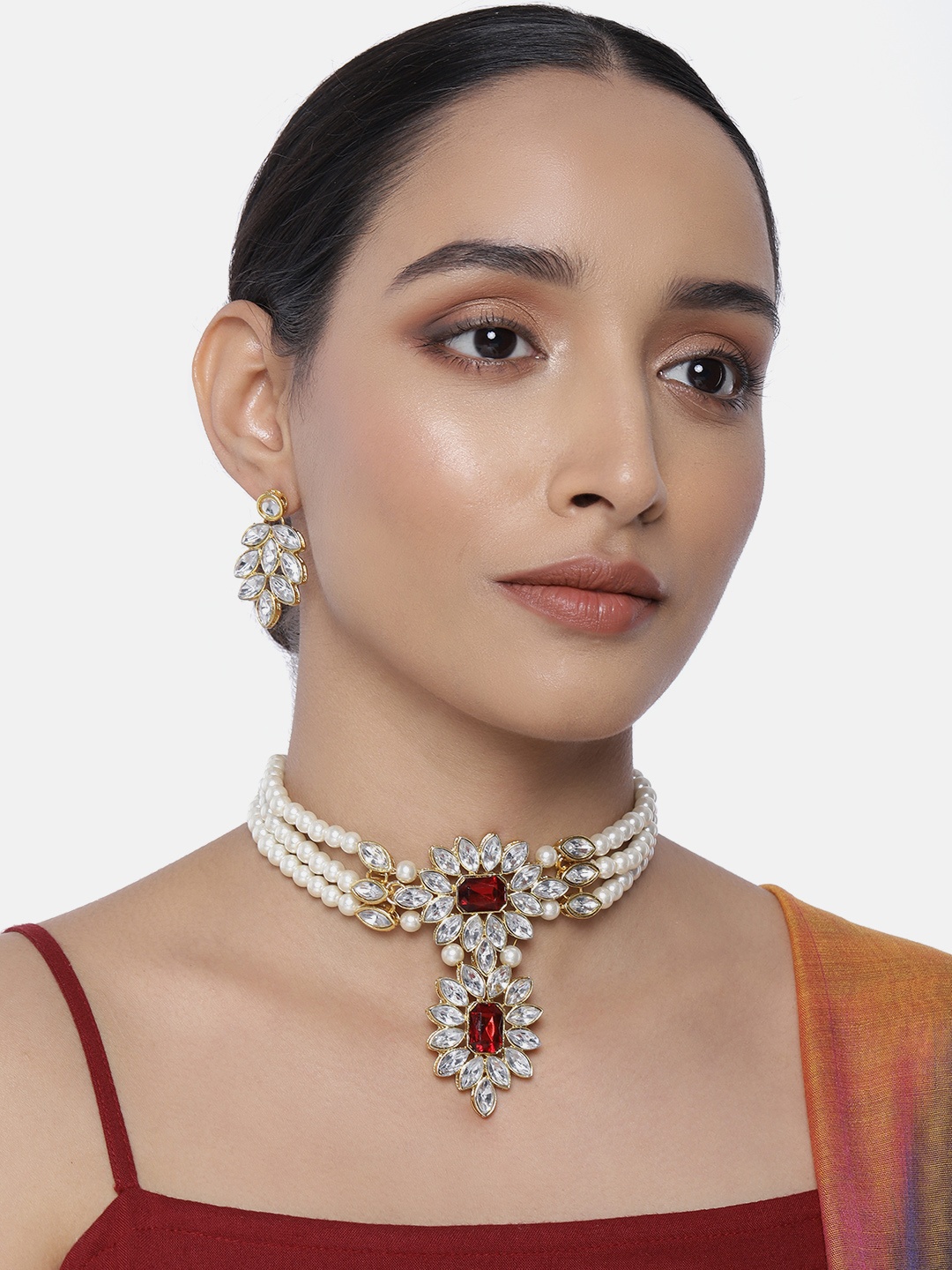 

Peora Gold-Plated Maroon Kundan & Pearl Studded Handcrafted Jewellery Set