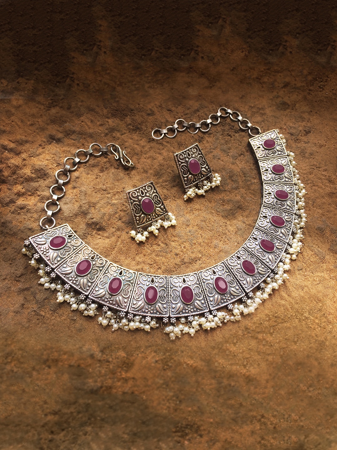 

Peora Pink Oxidised Silver-Plated Stone Studded Handcrafted Jewellery Set