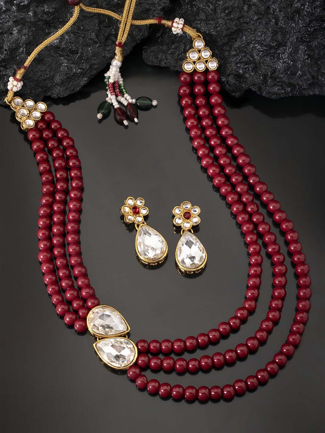 

Peora Gold-Plated White & Maroon Pearl Kundan Handcrafted Jewellery Set