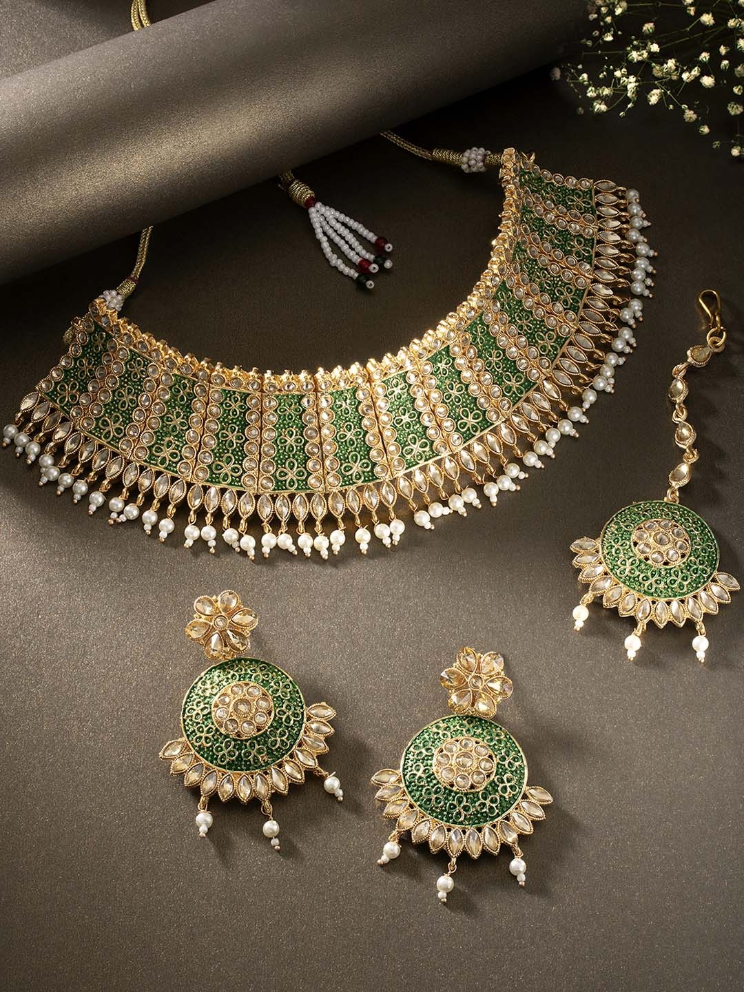 

Peora Gold Plated & Green Handcrafted Meenakari Pearl Beaded Jewellery Set