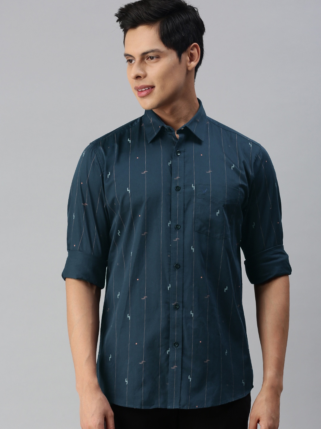 

Allen Solly Men Navy Blue Sport Slim Fit Striped Pure Cotton Casual Shirt