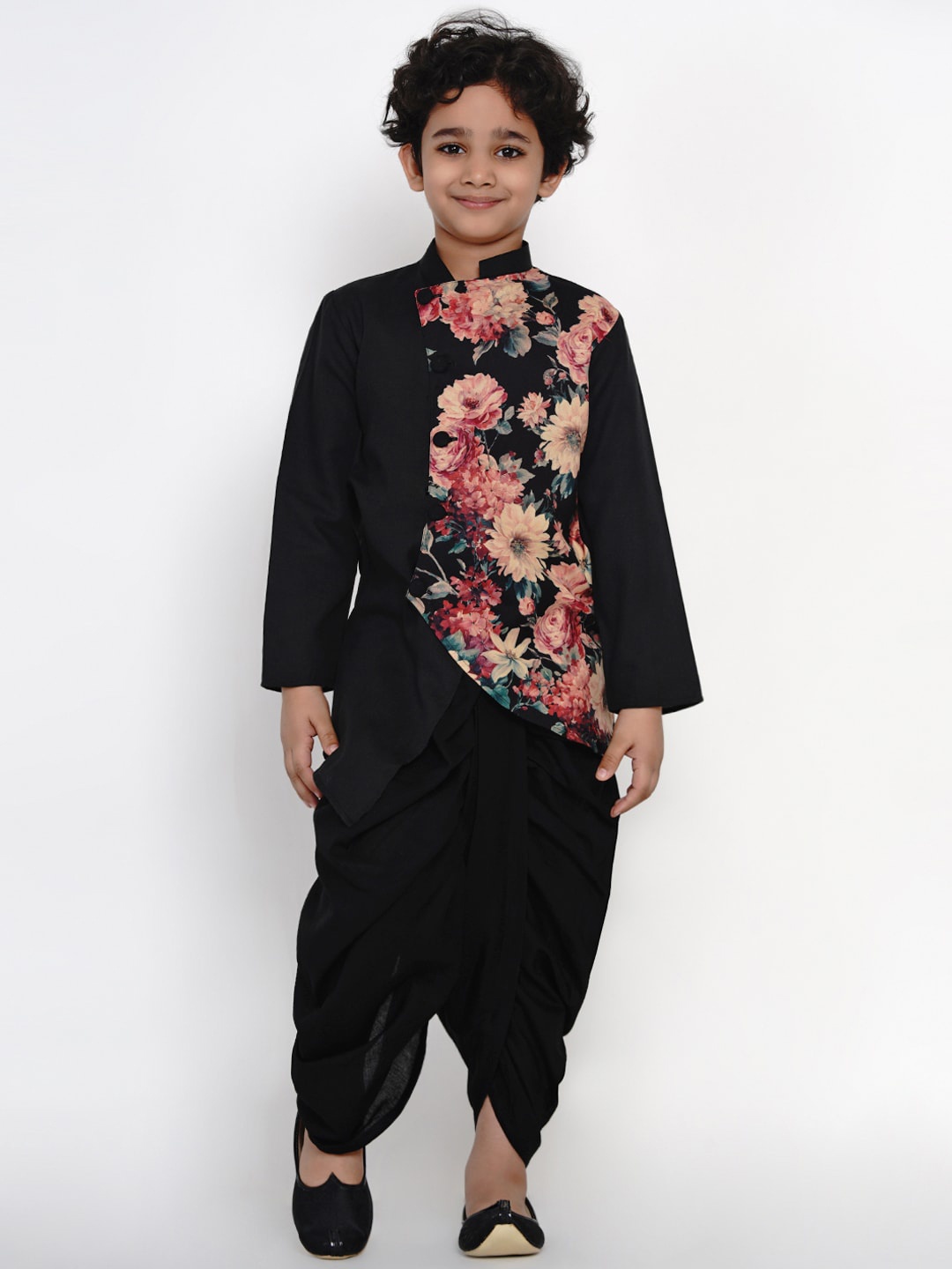 

Bittu By Bhama Boys Black Floral Printed Kurta with Dhoti Pants