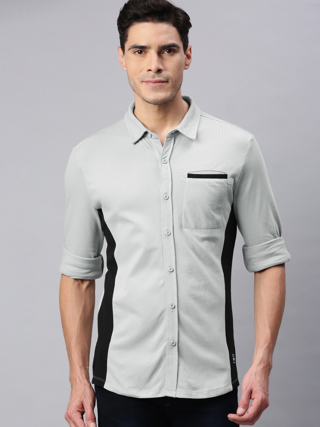 

abof Men Grey Solid Casual Shirt