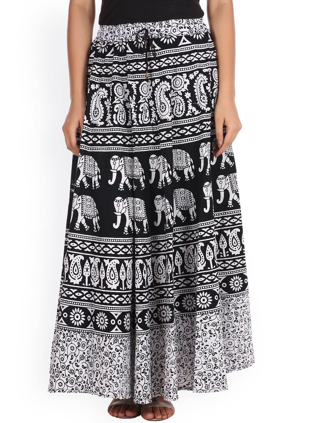 

SOUNDARYA Black & White Printed Maxi Skirt