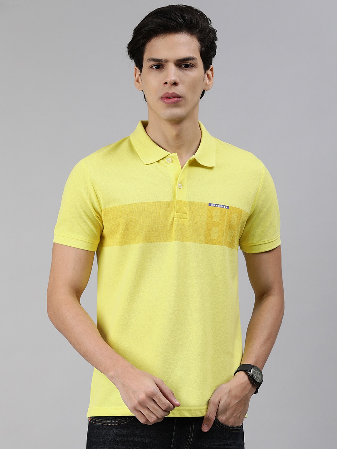 

abof Men Yellow Printed Polo Collar T-shirt