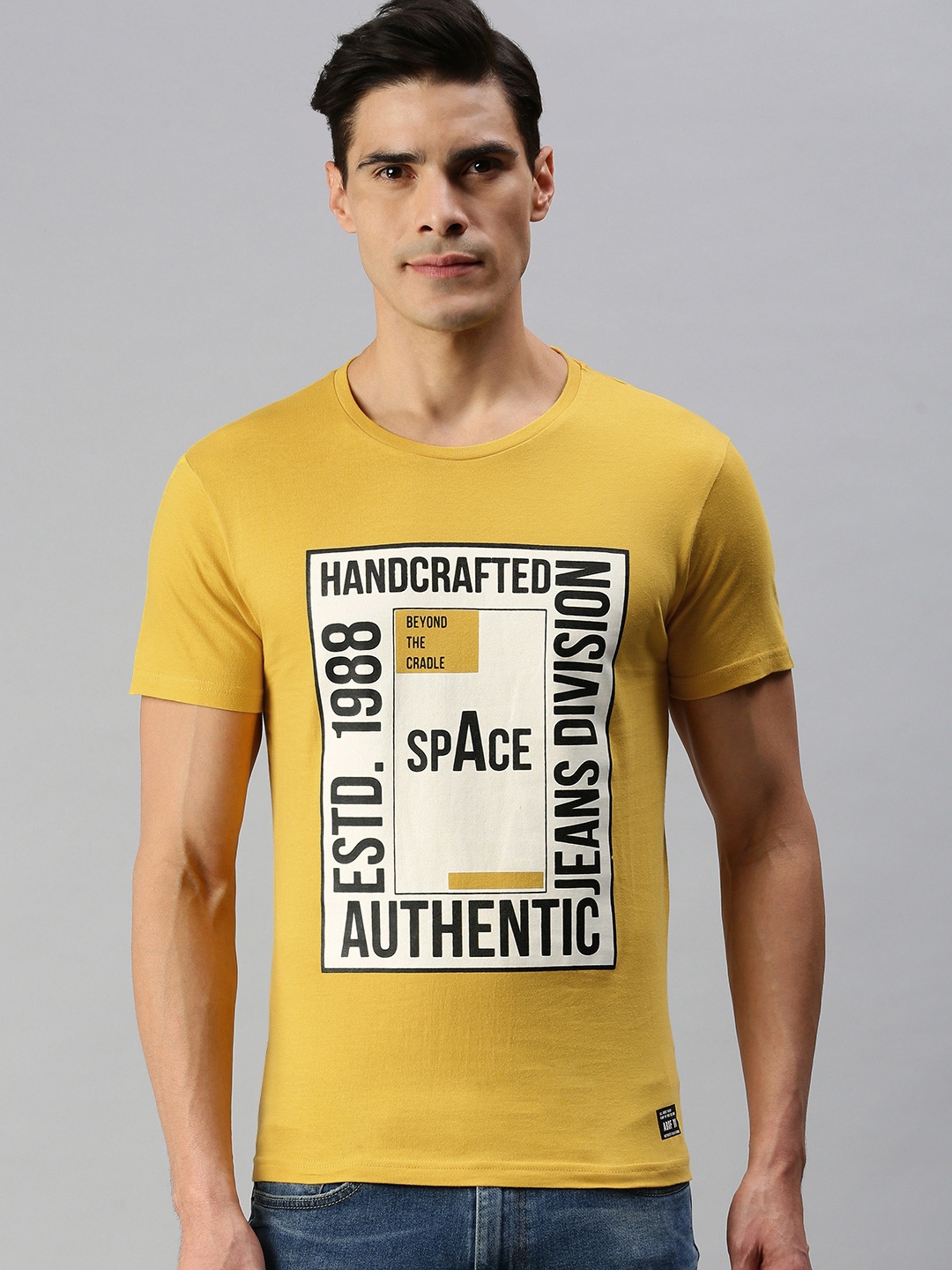 

abof Men Yellow & Black Printed T-shirt