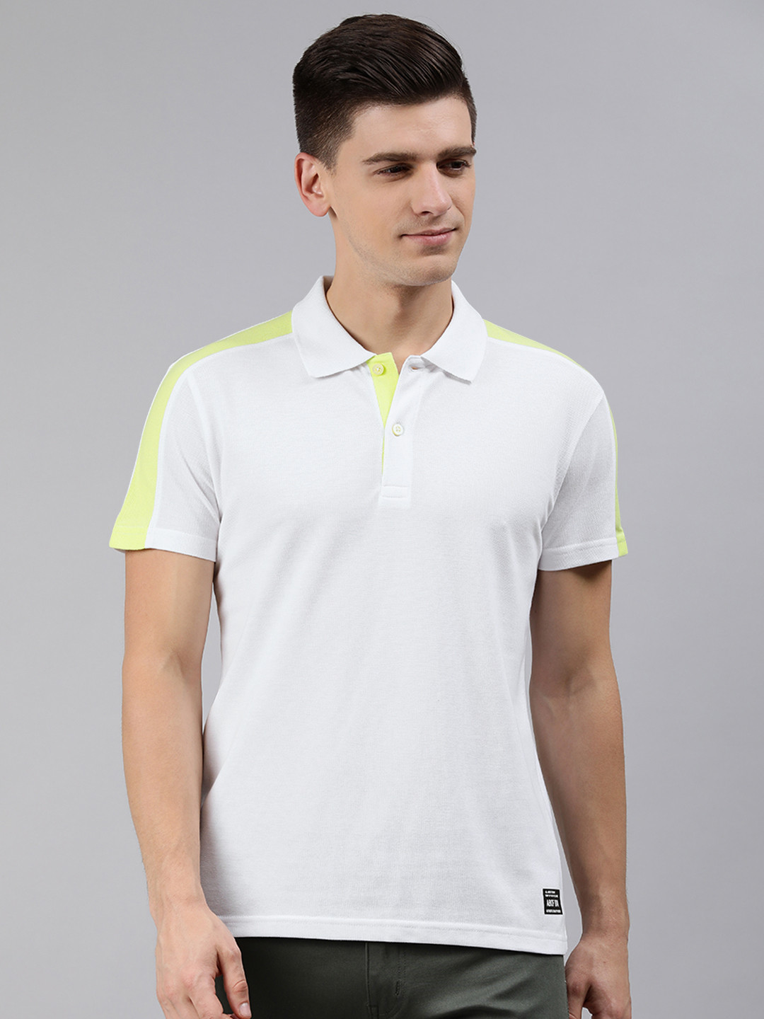 

abof Men White Polo Collar T-shirt with Contrast Detail