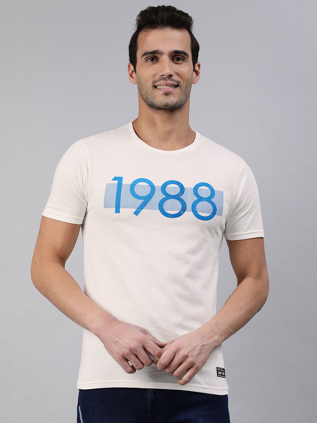 

abof Men White & Blue Typography Printed T-shirt