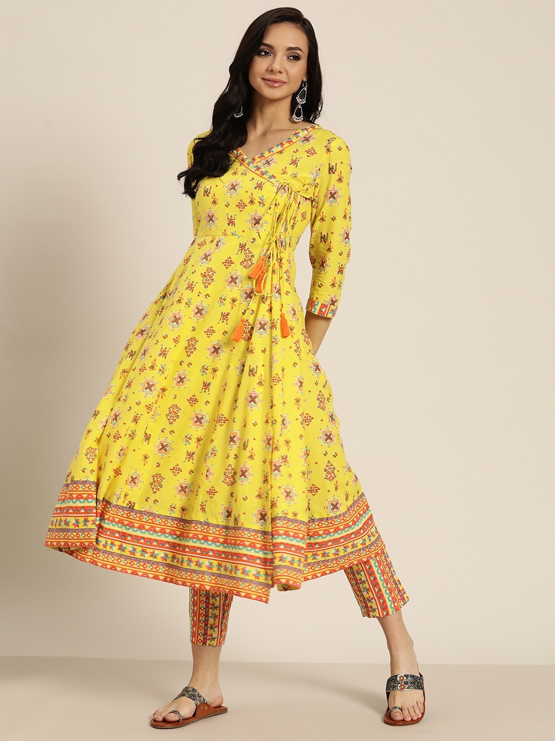 

Sangria Women Yellow & Pink Ethnic Motifs Printed Angrakha Pure Cotton Kurta with Trousers