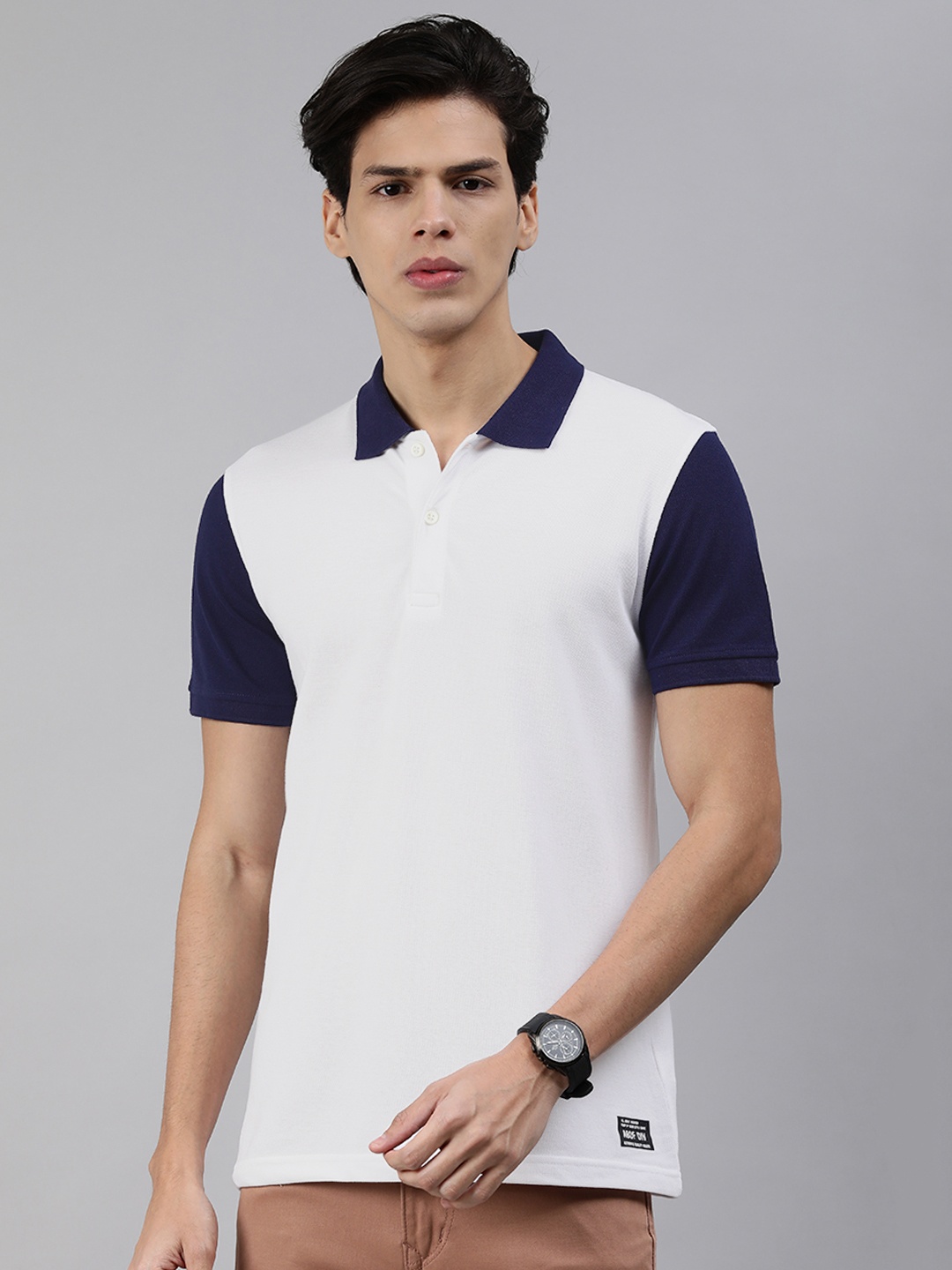 

abof Men White & Navy Blue Colourblocked Polo Collar T-shirt
