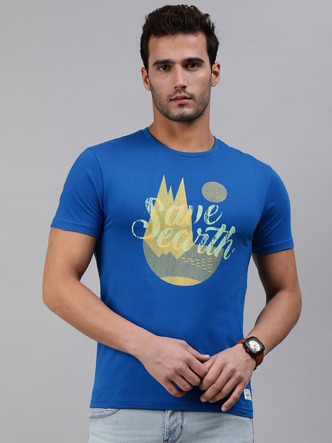 

abof Men Blue Printed Slim Fit T-shirt