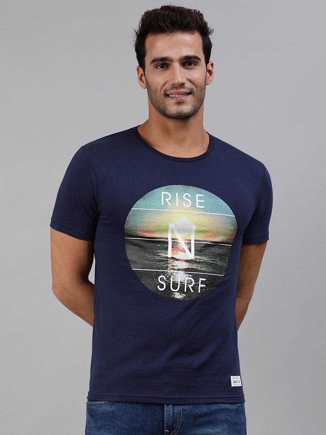 

abof Men Navy Blue Printed Round Neck Pure Cotton T-shirt