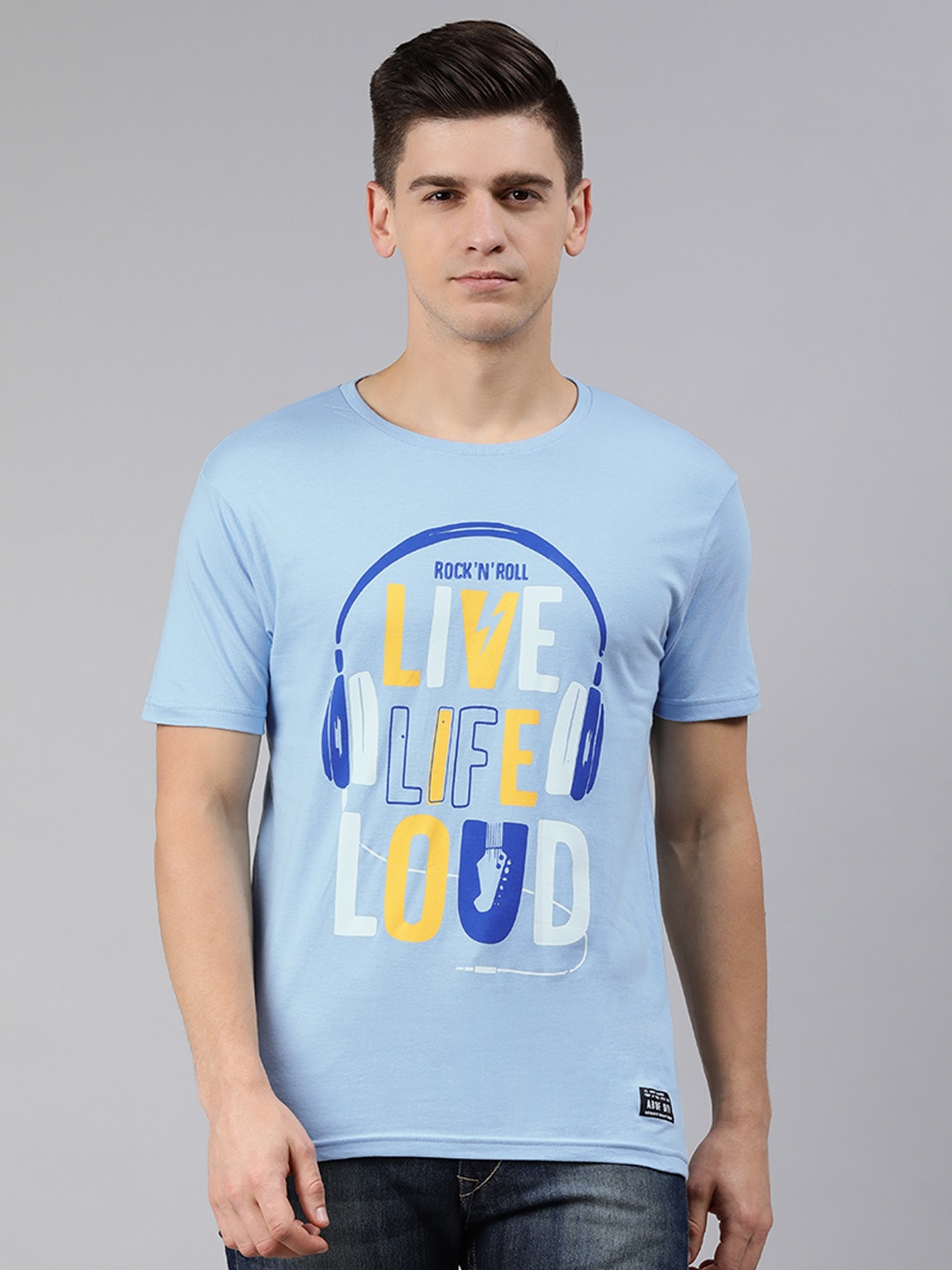 

abof Men Blue Typography Printed Pure Cotton T-shirt