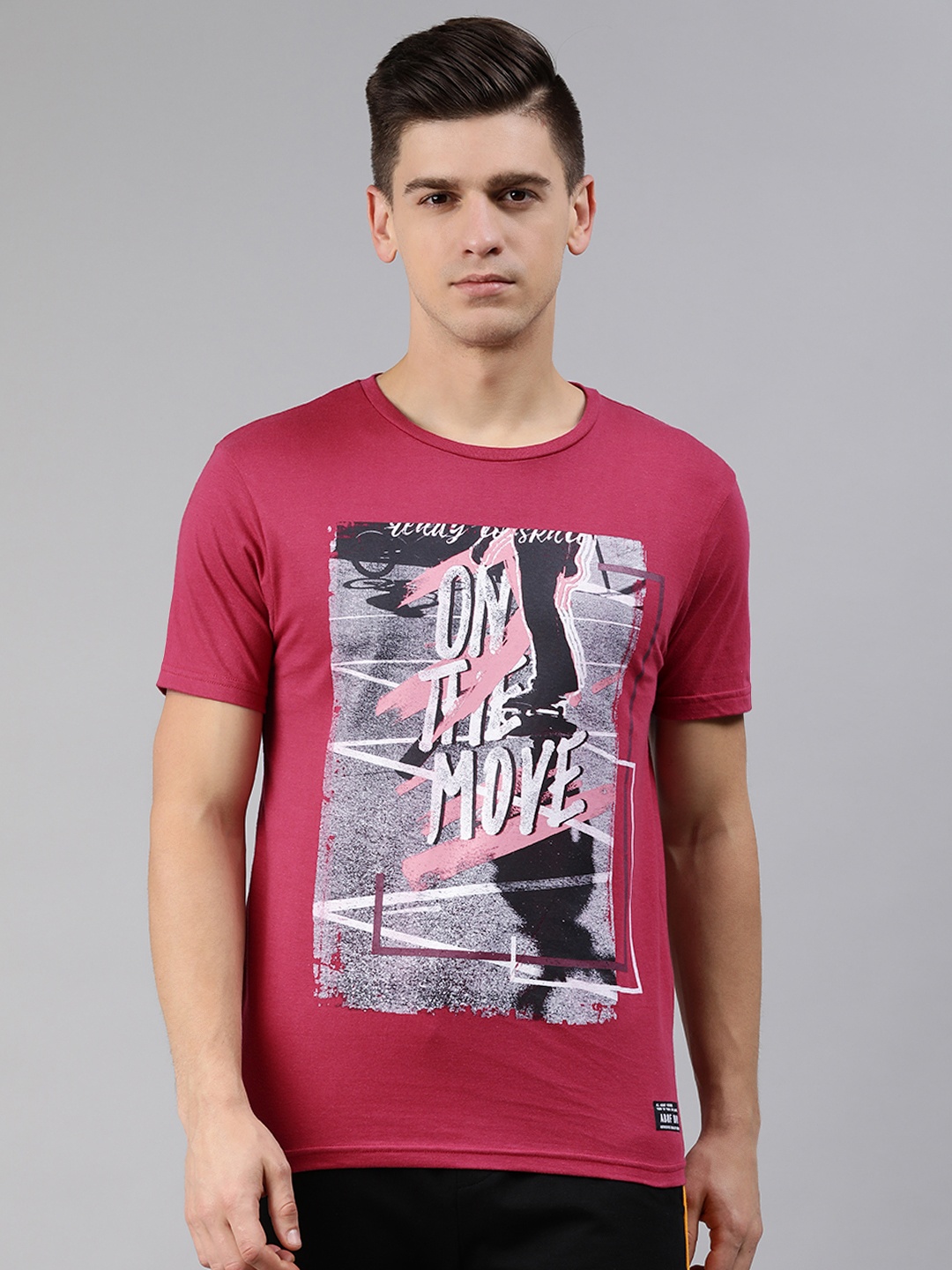 

abof Men Magenta Grey Printed Pure Cotton T-shirt