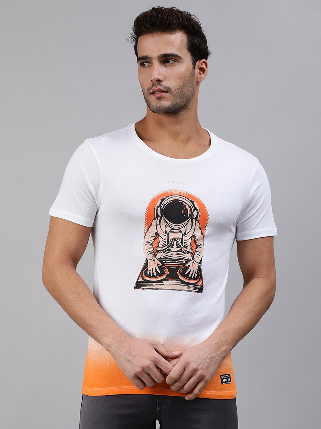 

abof Men White Mustard Tie and Dye Graphic Printed Cotton Casual Pure Cotton T-shirt