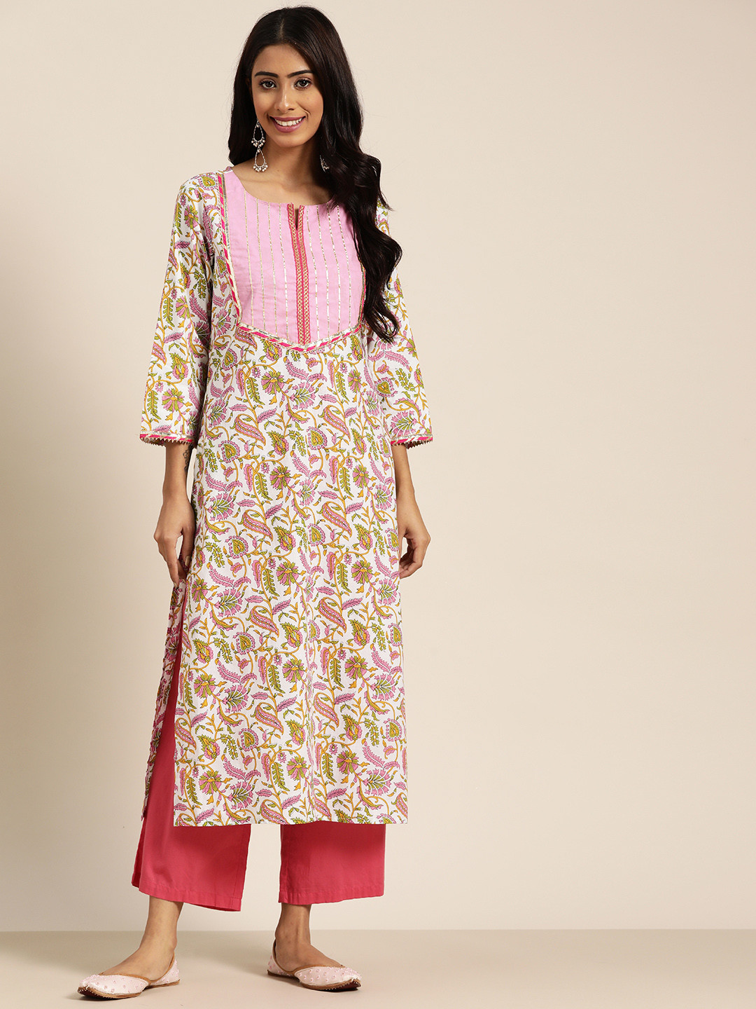 

Sangria Women Off White & Green Floral Print Gotta Patti Kurta
