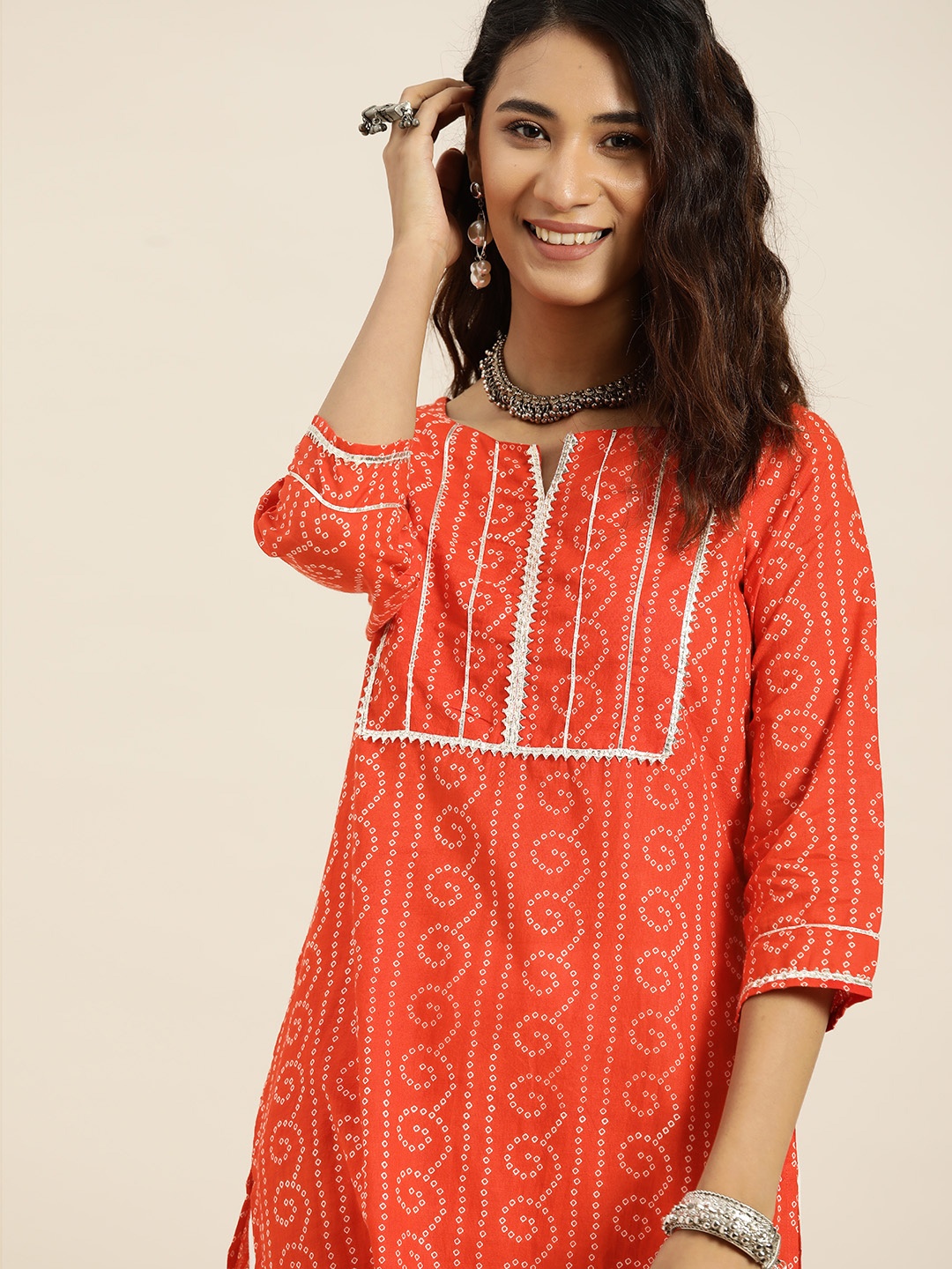 

Sangria Women Red & Off- White Bandhani Printed Pure Cotton Straight Kurta