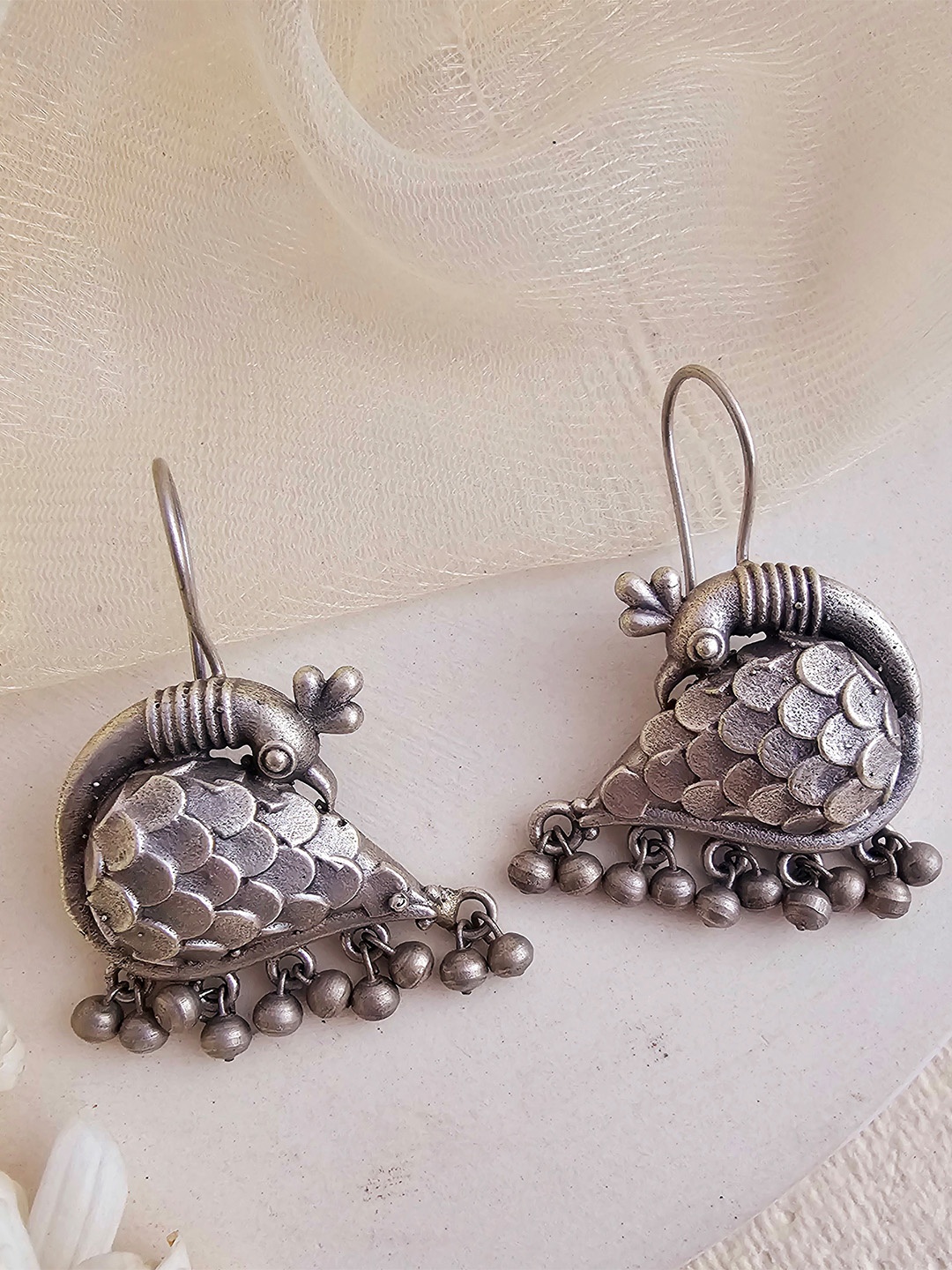 

Binnis Wardrobe Women Silver Peacock Shaped Hoop Earrings