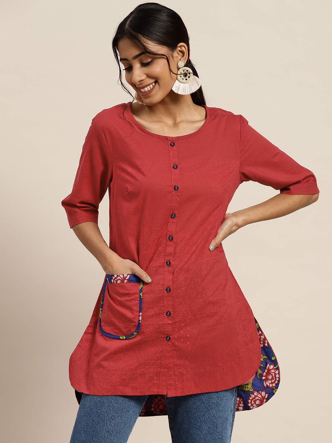 

Sangria Maroon & Navy Blue Pure Cotton Solid Tunic