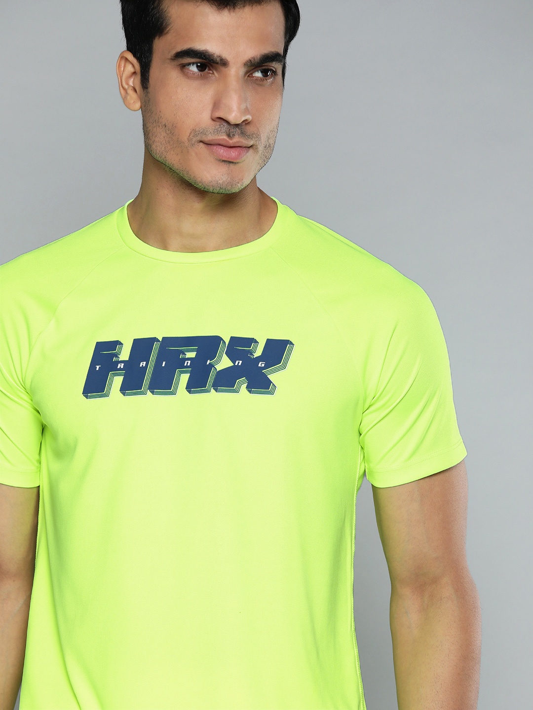 

HRX By Hrithik Roshan Men Neon Green Solid Rapid-Dry Antimicrobial Training T-shirt, Fluorescent green