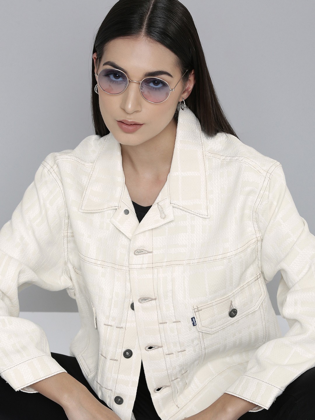 

Levis Women Beige & White Checked Boxy Trucker Jacket