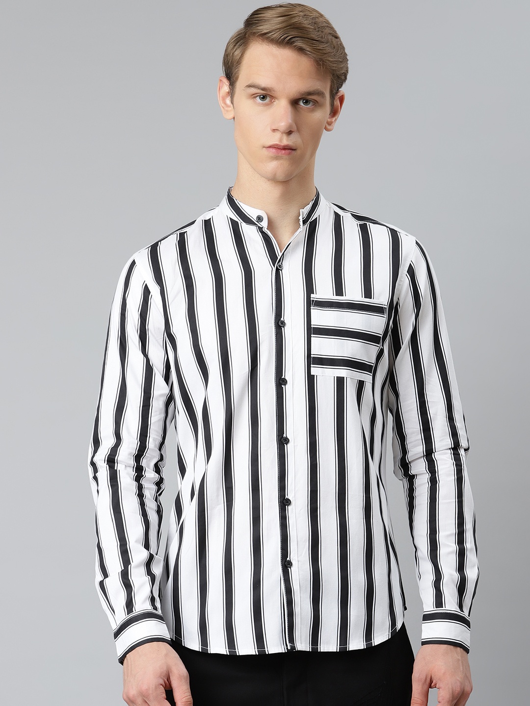 

Hubberholme Men White & Black Pure Cotton Striped Casual Shirt