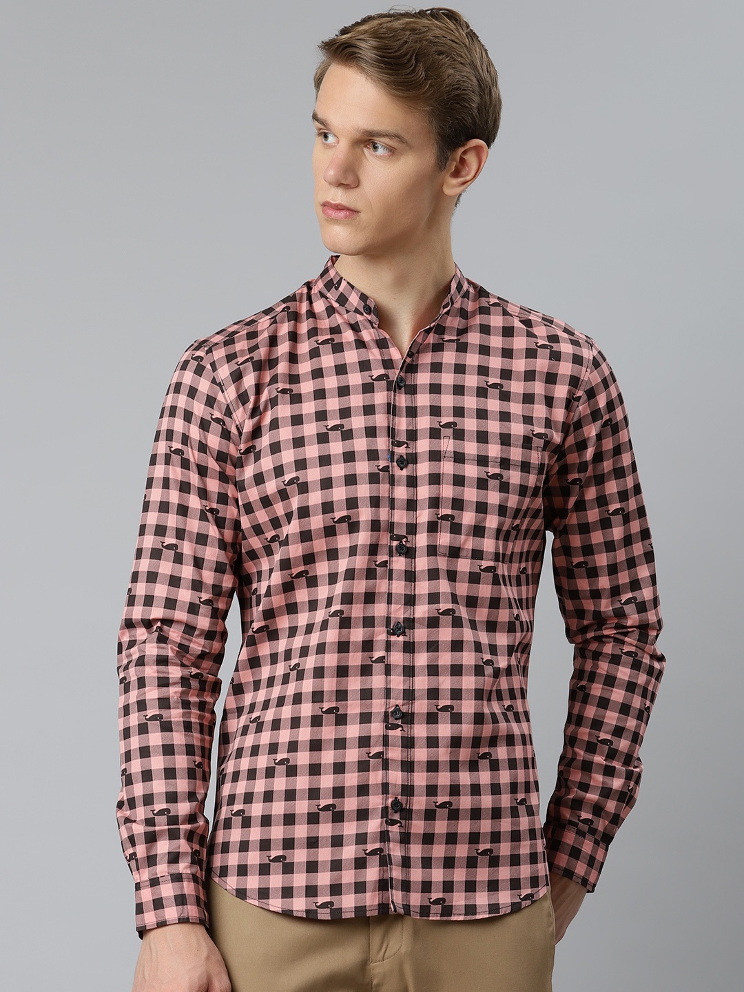 

Hubberholme Men Peach Coloured & Black Pure Cotton Checked Casual Shirt