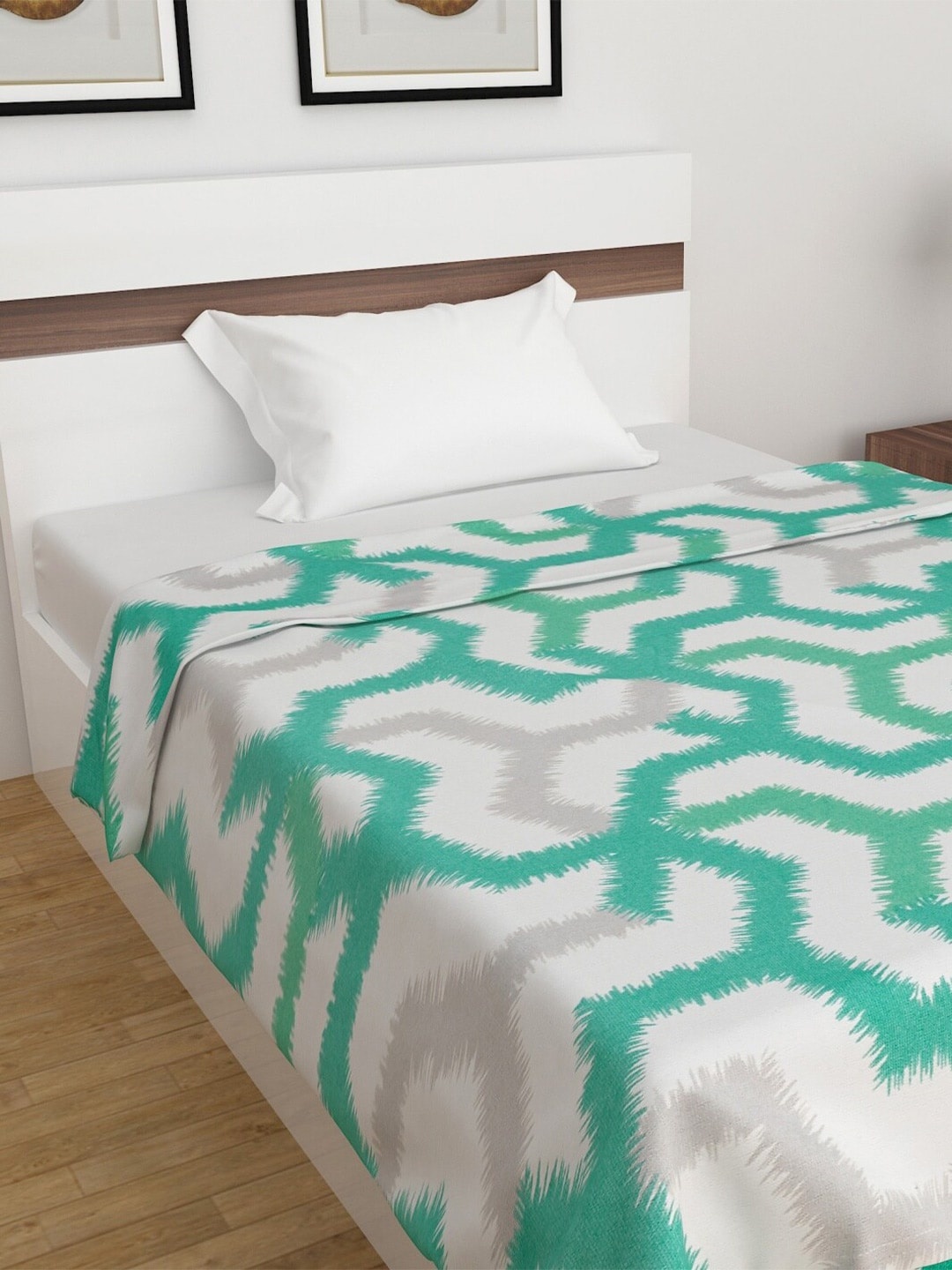 

Home Centre Sea Green & White Abstract AC Room 110 GSM Single Bed Blanket