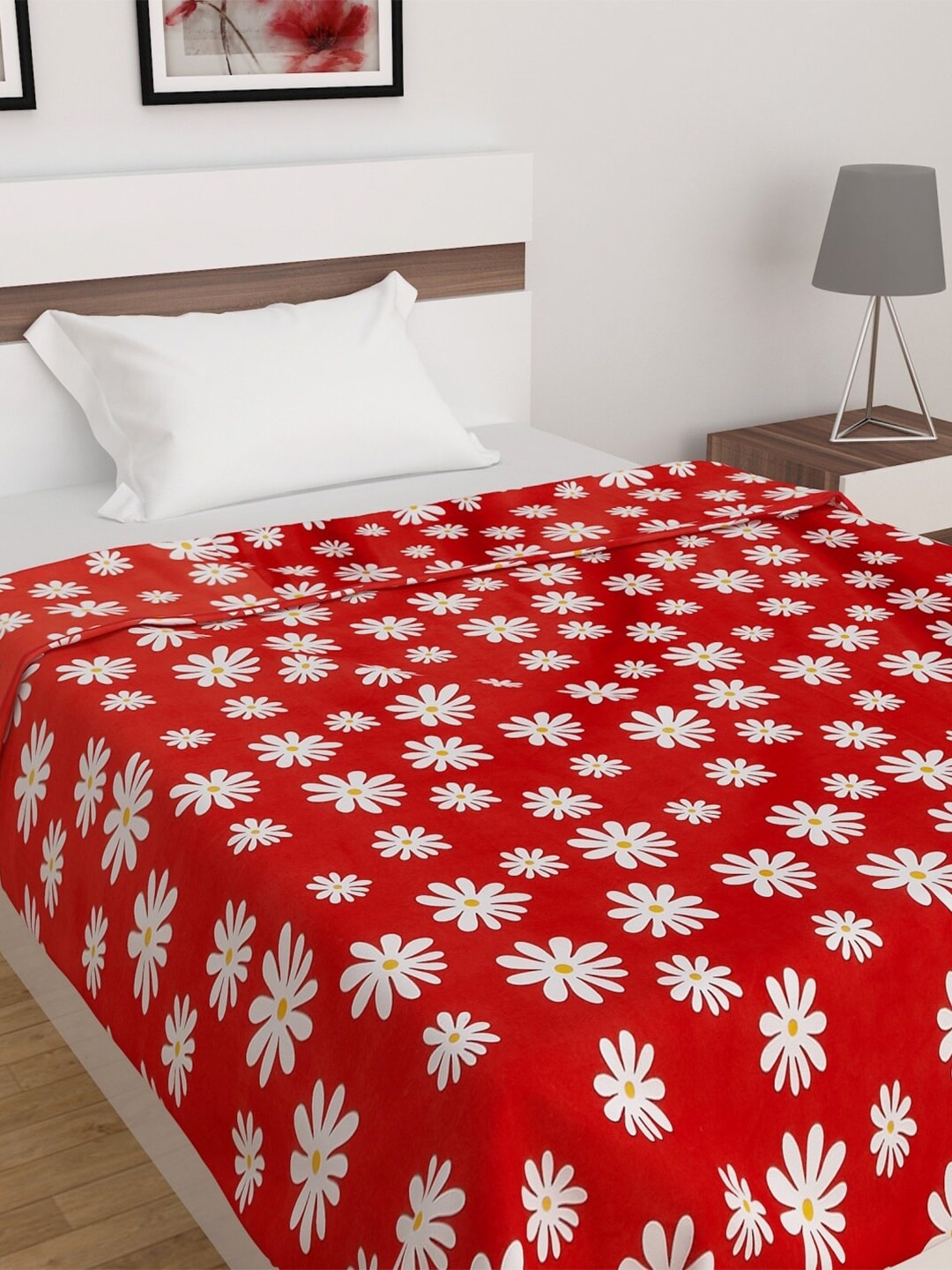 

Home Centre Red & White Floral AC Room 210 GSM Single Bed Dohar