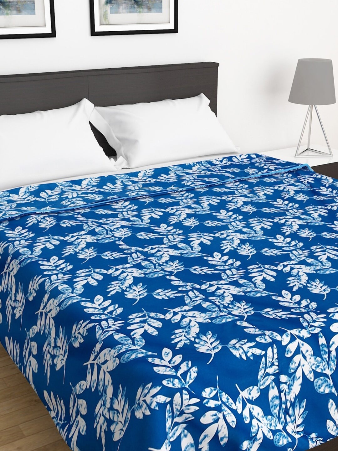 

Home Centre Blue & White Floral AC Room 210 GSM Double Bed Dohar