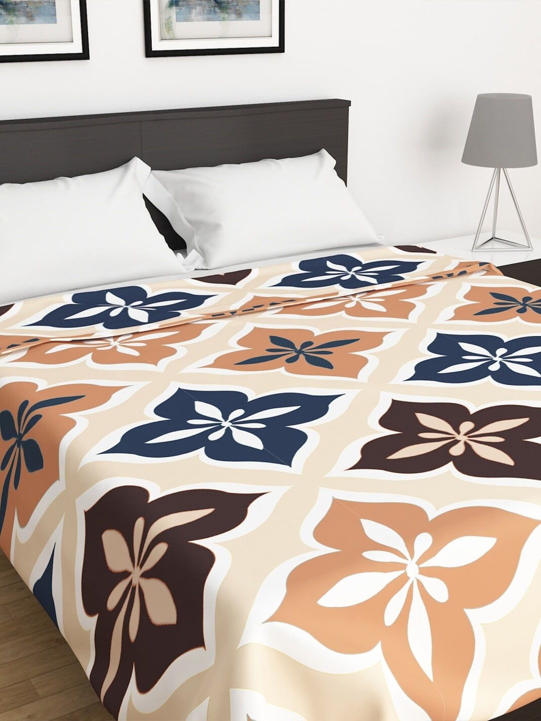 

Home Centre Beige & Blue Ethnic Motifs AC Room 110 GSM Double Bed Blanket