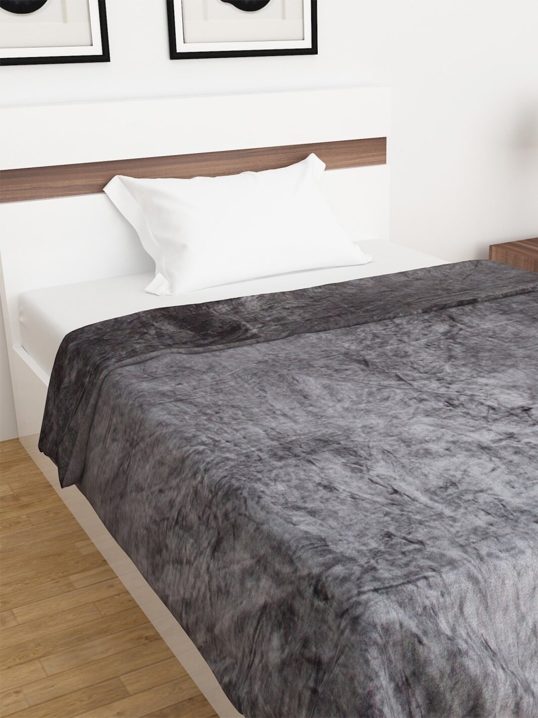 

Home Centre Grey Solid AC Room 210 GSM Single Bed Blanket