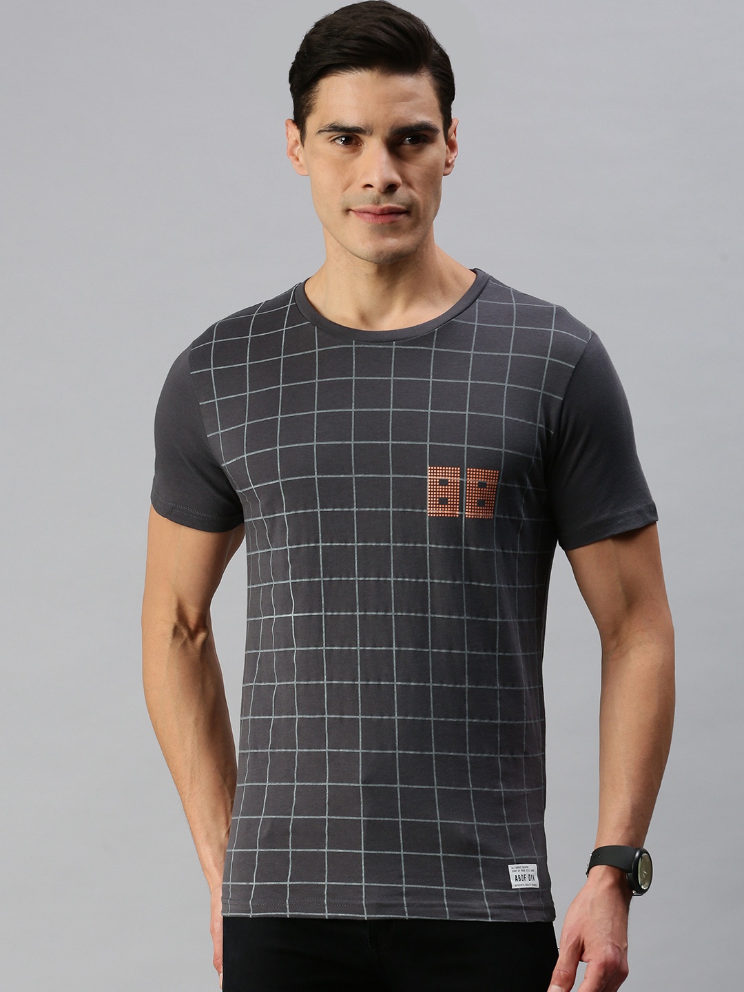 

abof Men Grey Checked Pure Cotton T-shirt