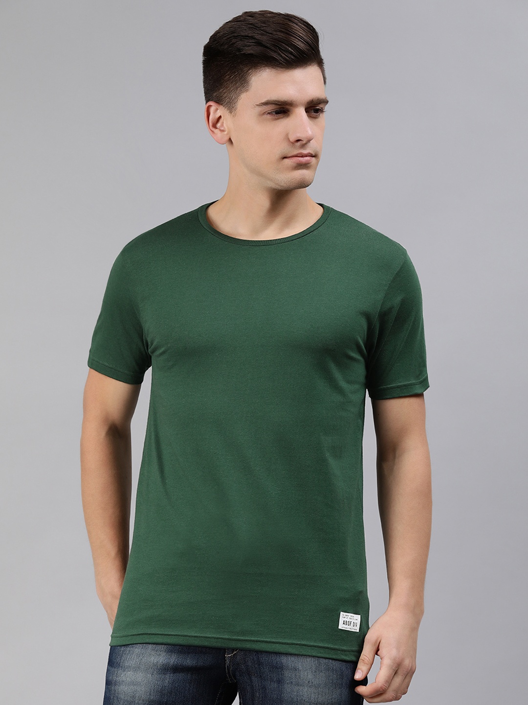 

abof Men Green Solid Pure Cotton T-shirt