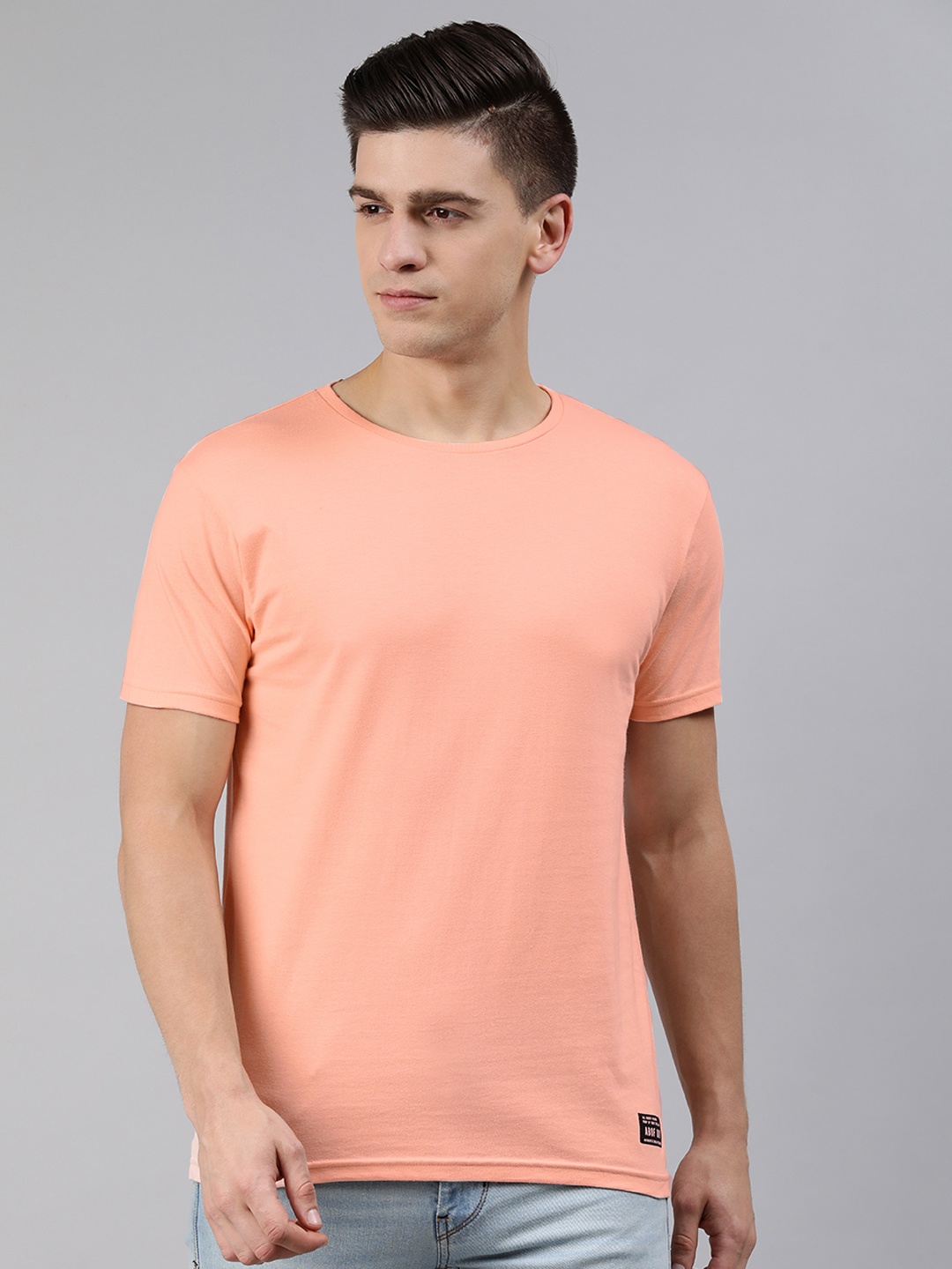 

abof Men Pink Solid Round Neck T-shirt