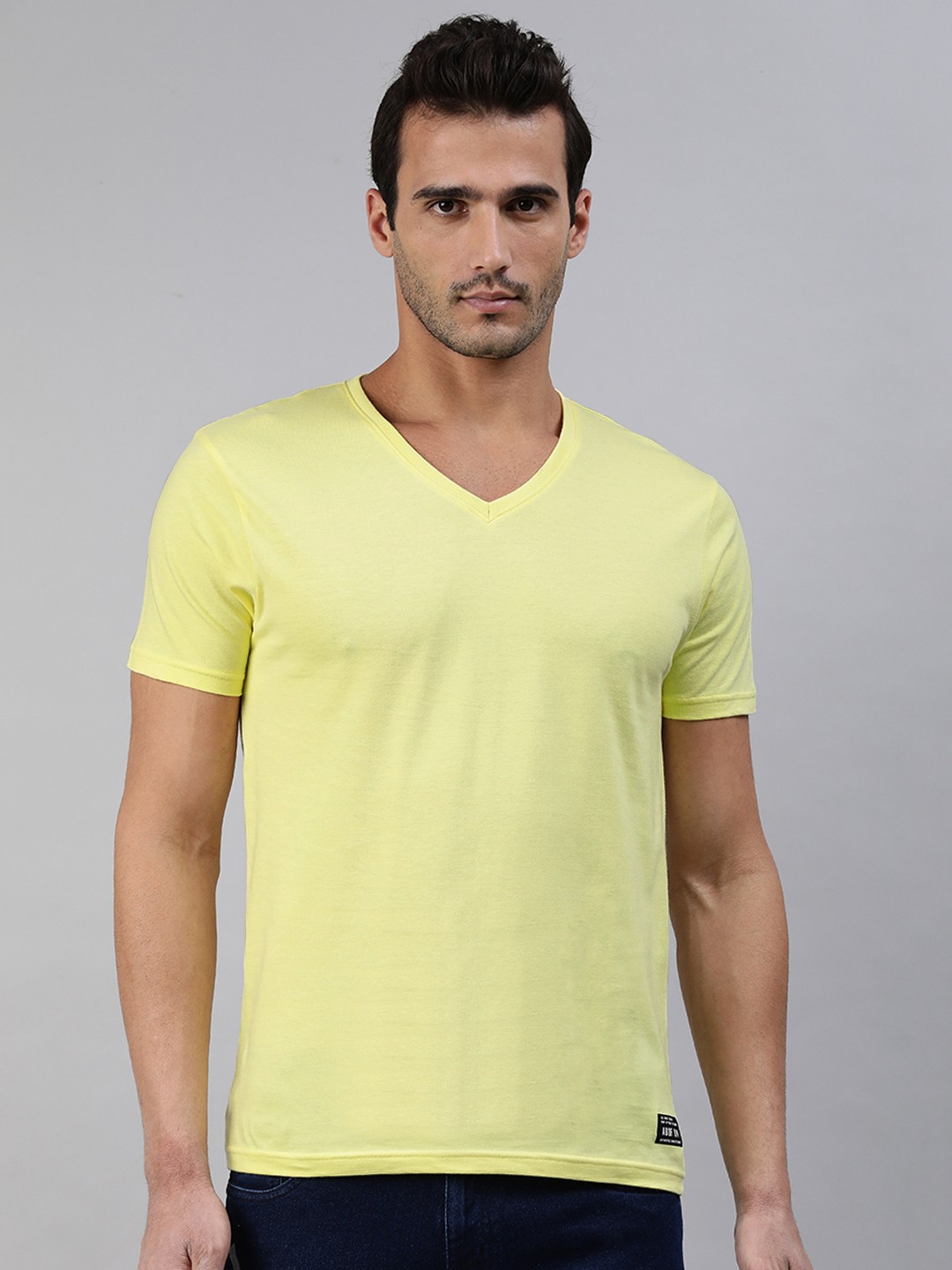 

abof Men Yellow V-Neck T-shirt