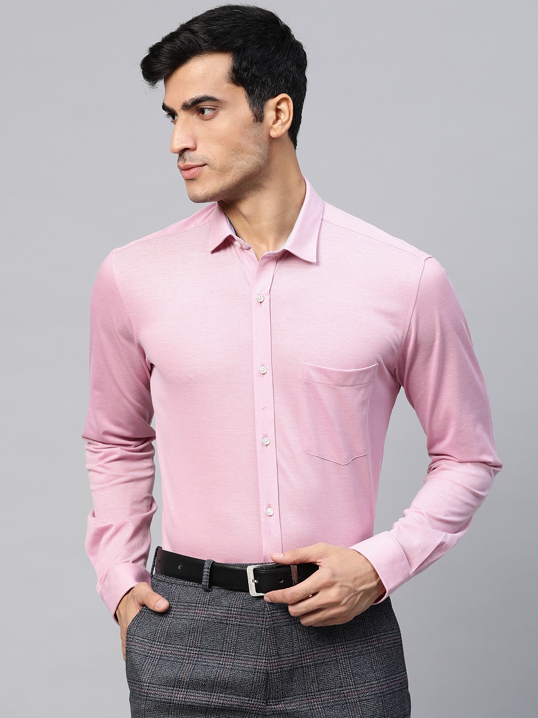 

Park Avenue Men Pink Solid Slim Fit Casual Shirt