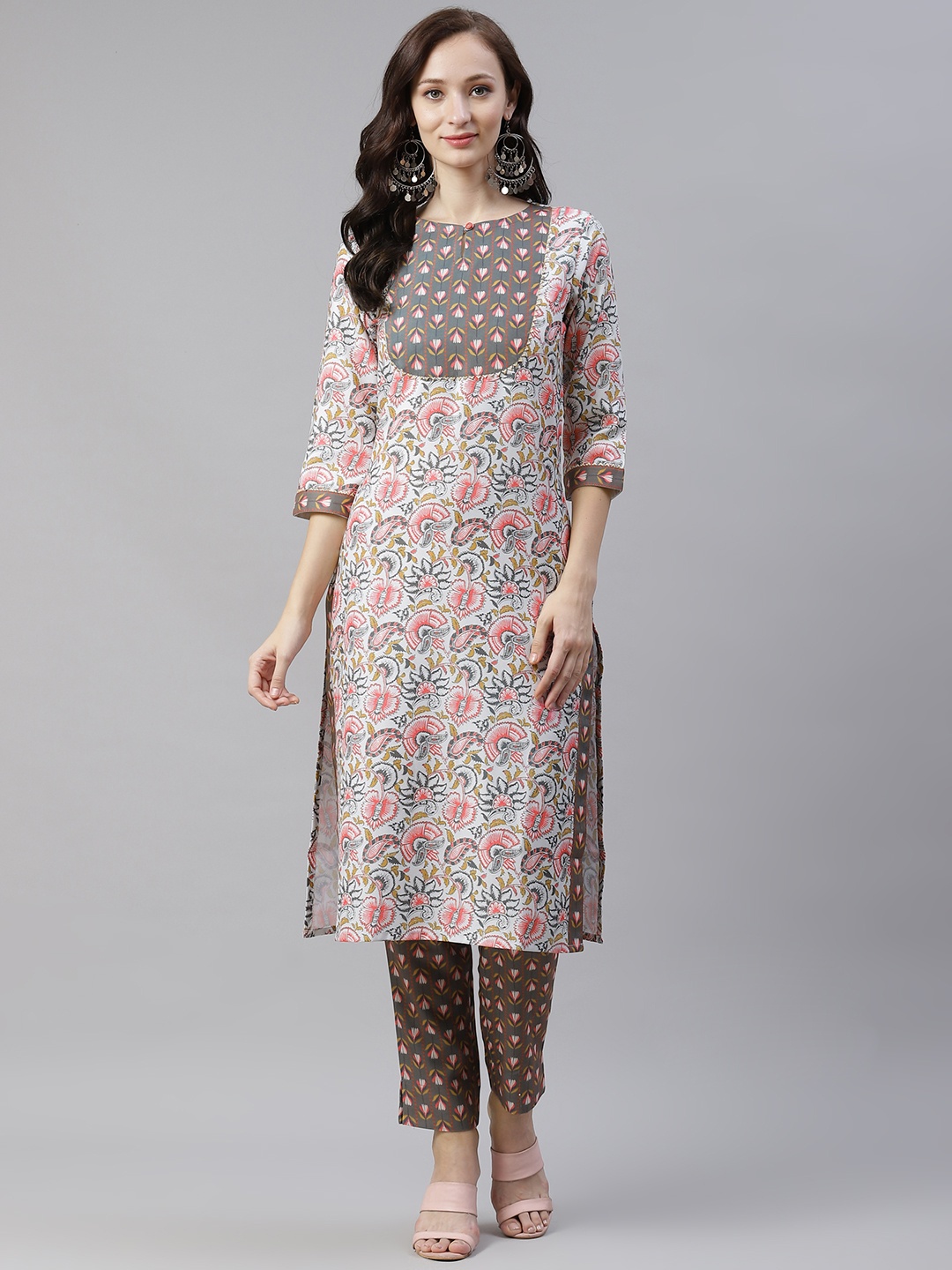 

ZIYAA Women White & Grey Ethnic Motifs Printed Kurta with Trousers