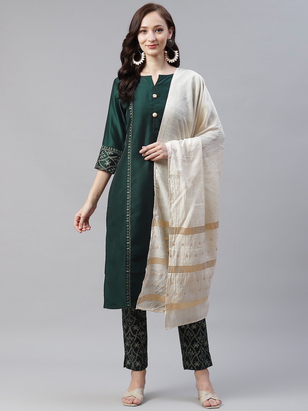 

ZIYAA Women Green Floral Dyed Regular Kurta with Trousers & With Dupatta