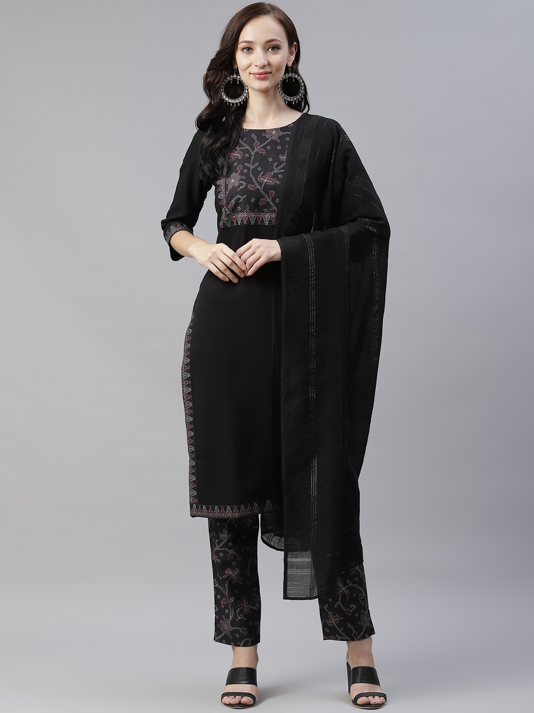 

ZIYAA Women Black Dyed Regular Kurta with Trousers & With Dupatta