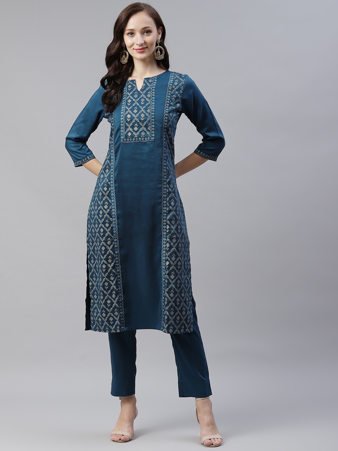 

ZIYAA Women Teal Blue & Golden Ethnic Motifs Foil Printed Panelled Kurta with Trousers