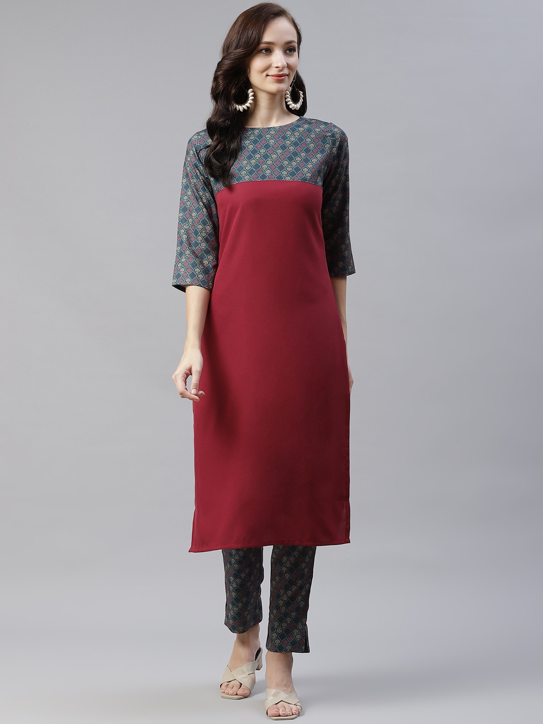

ZIYAA Women Maroon & Teal Blue Ethnic Motifs Regular Kurta with Trousers