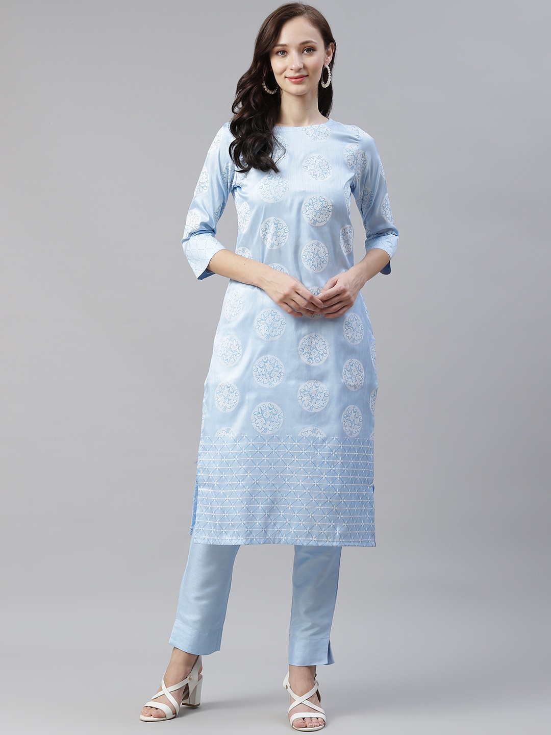 

ZIYAA Women Blue & White Khadi Ethnic Motifs Printed Regular Kurta with Trousers