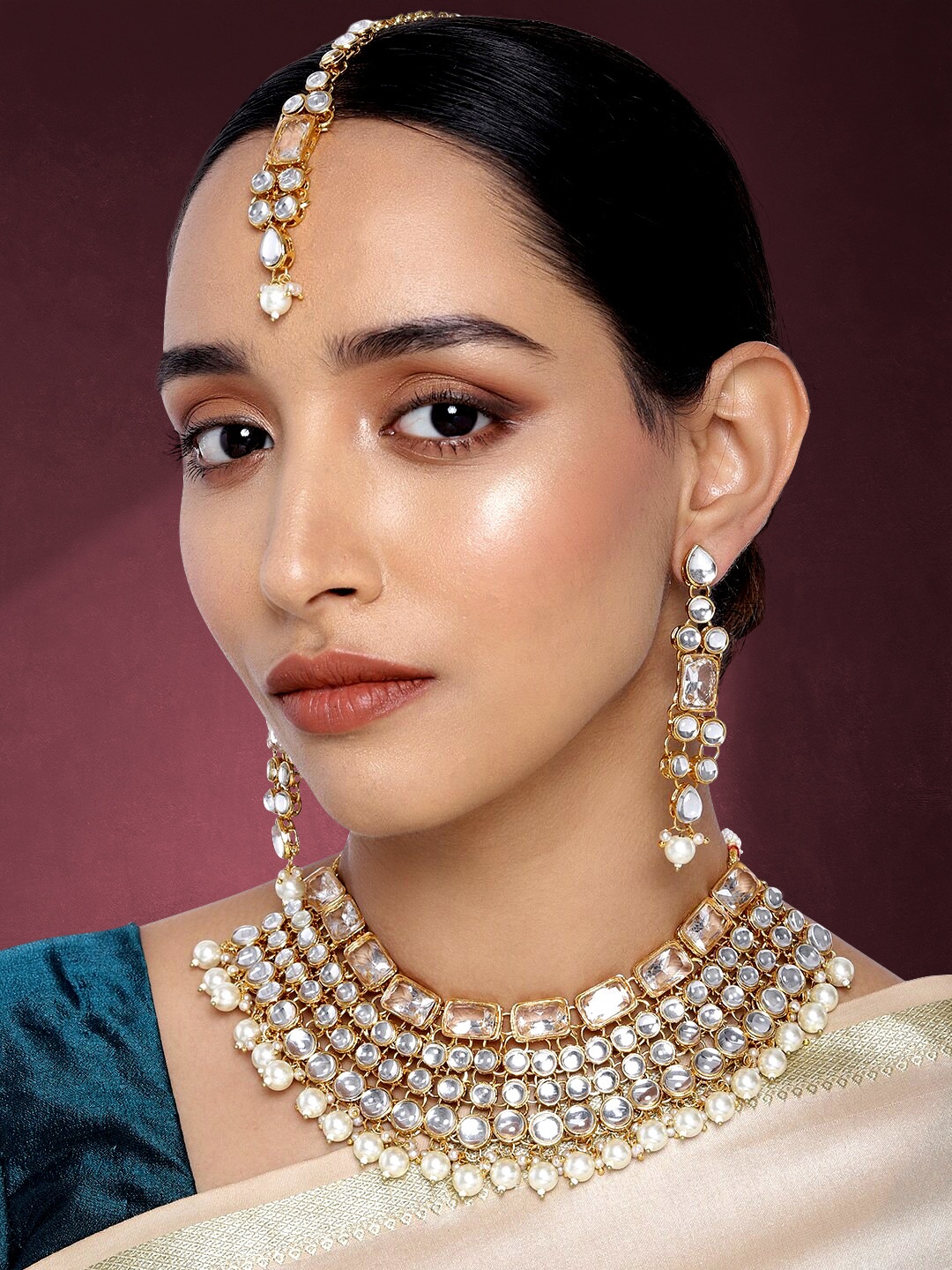 

Peora White Gold-Plated Stone Studded Handcrafted Jewellery Set