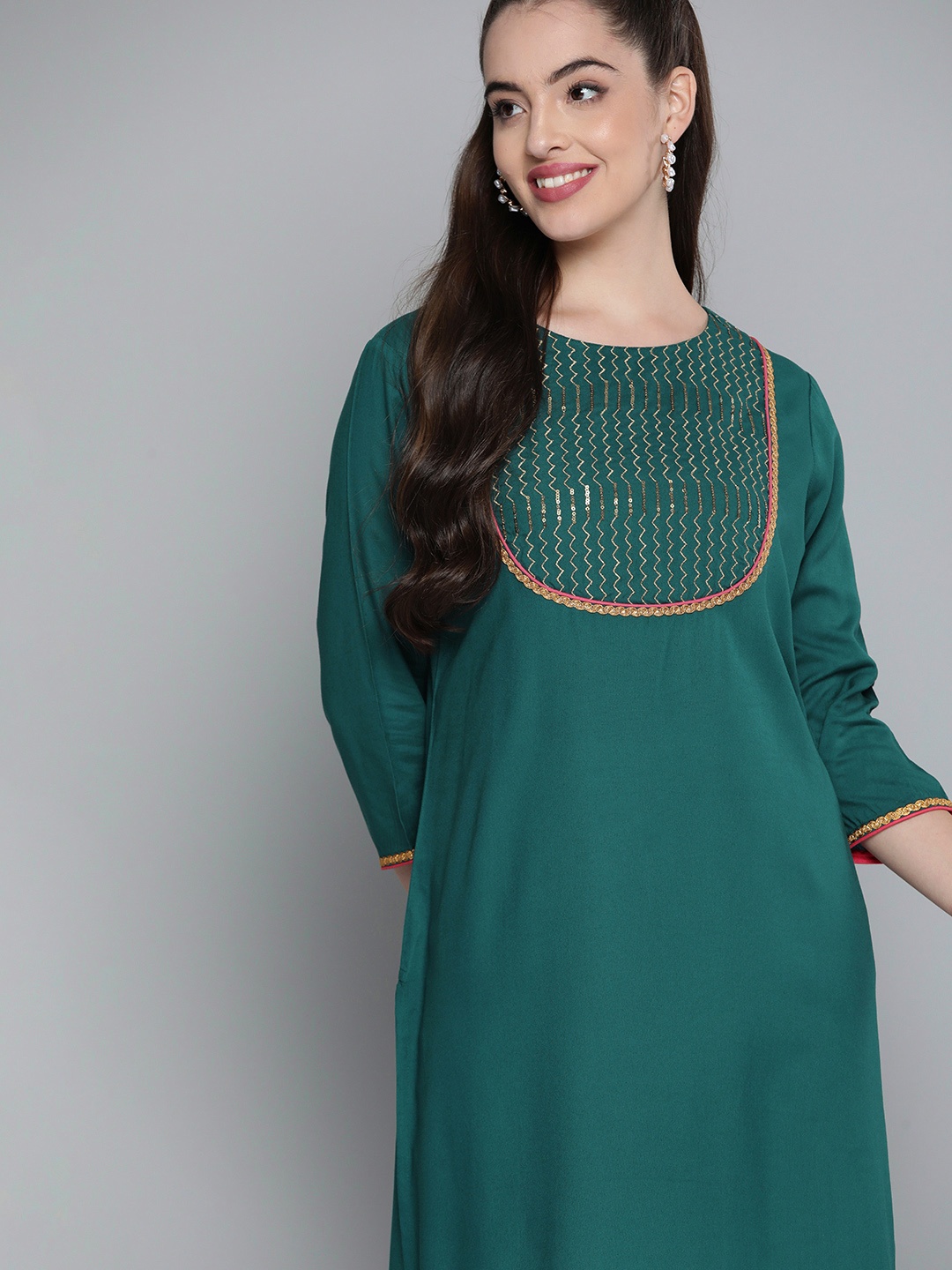 

HERE&NOW Women Green Chevron Yoke Design Gotta Patti Kurta