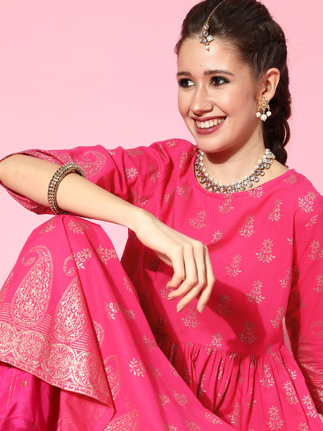 

HERE&NOW Women Fuchsia & Golden Pure Cotton Ethnic Motifs Printed Kurta