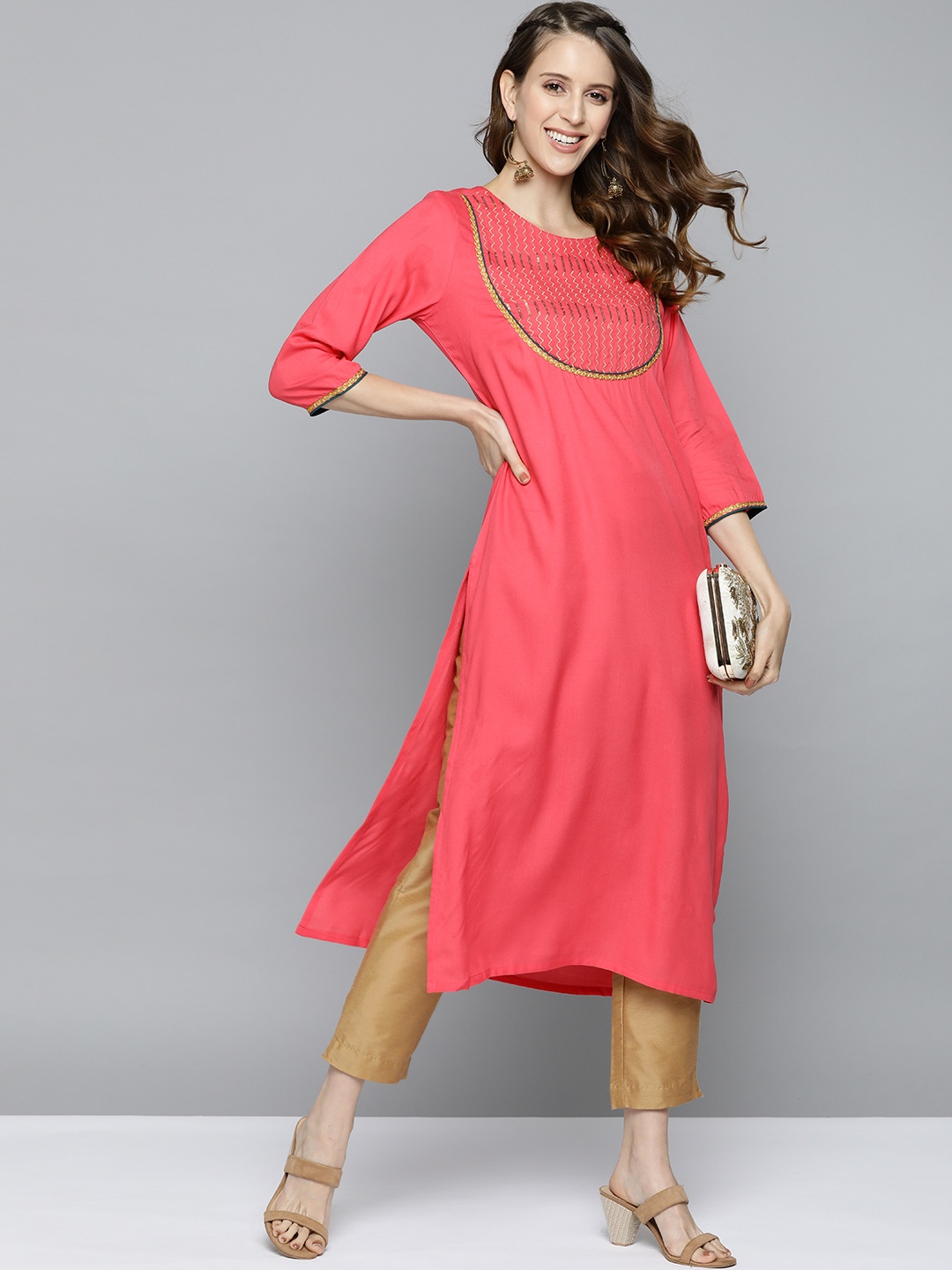 

HERE&NOW Women Pink Geometric Yoke Design Sequined Straight Kurta