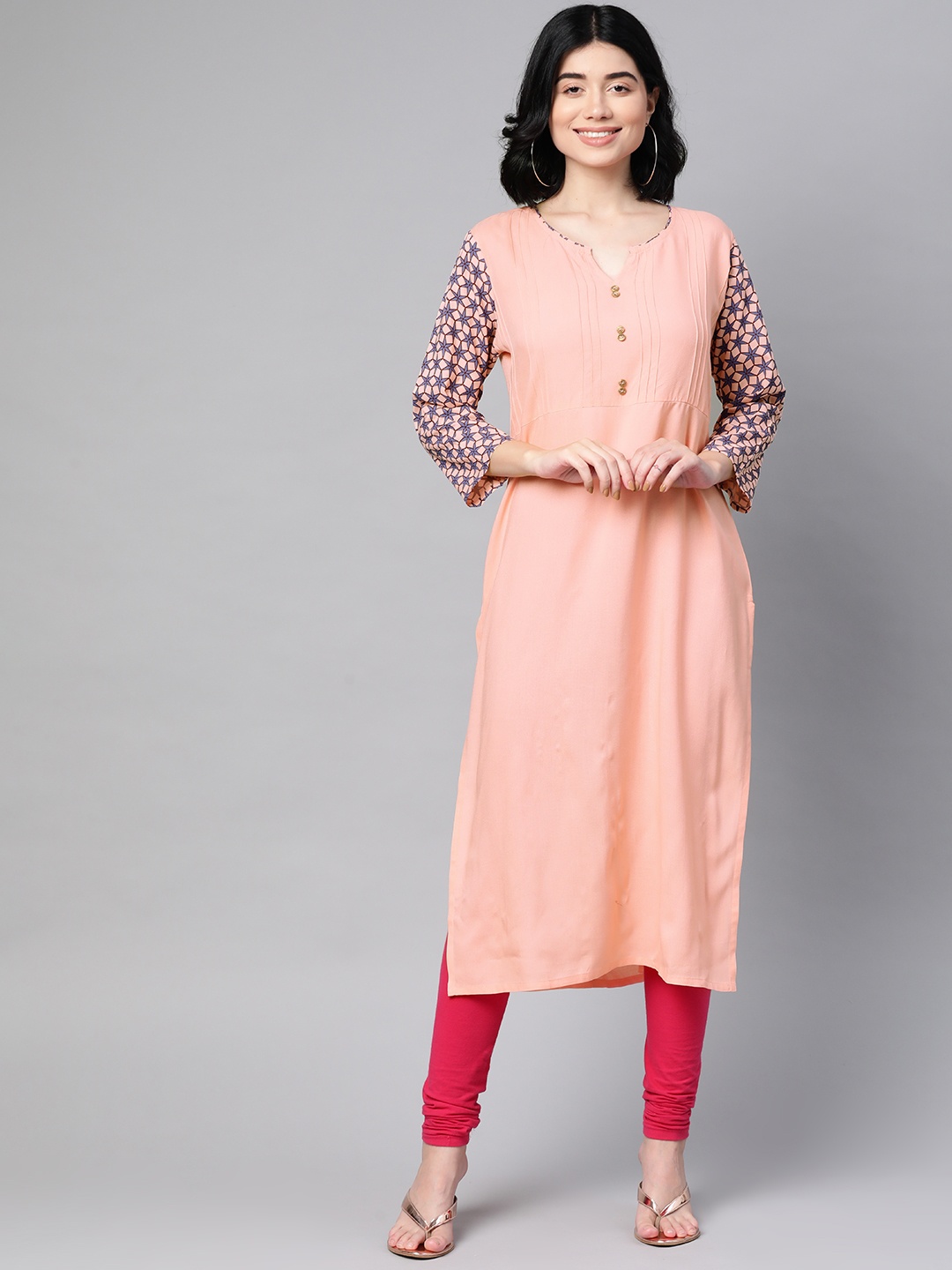 

HERE&NOW Women Peach-Coloured Solid Pleated Yoke Straight Kurta