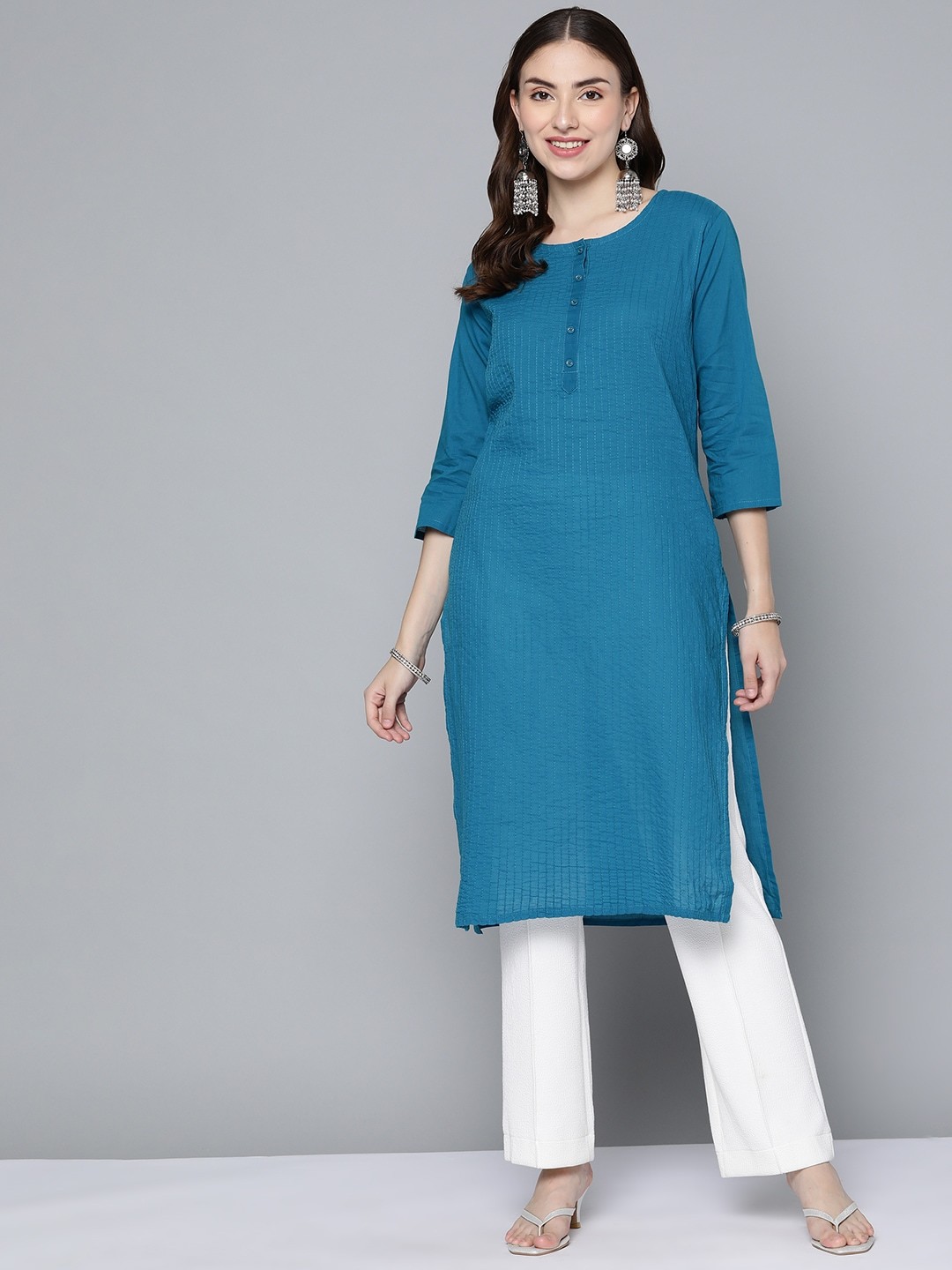 

HERE&NOW Women Blue Self-Striped Pure Cotton Straight Kurta